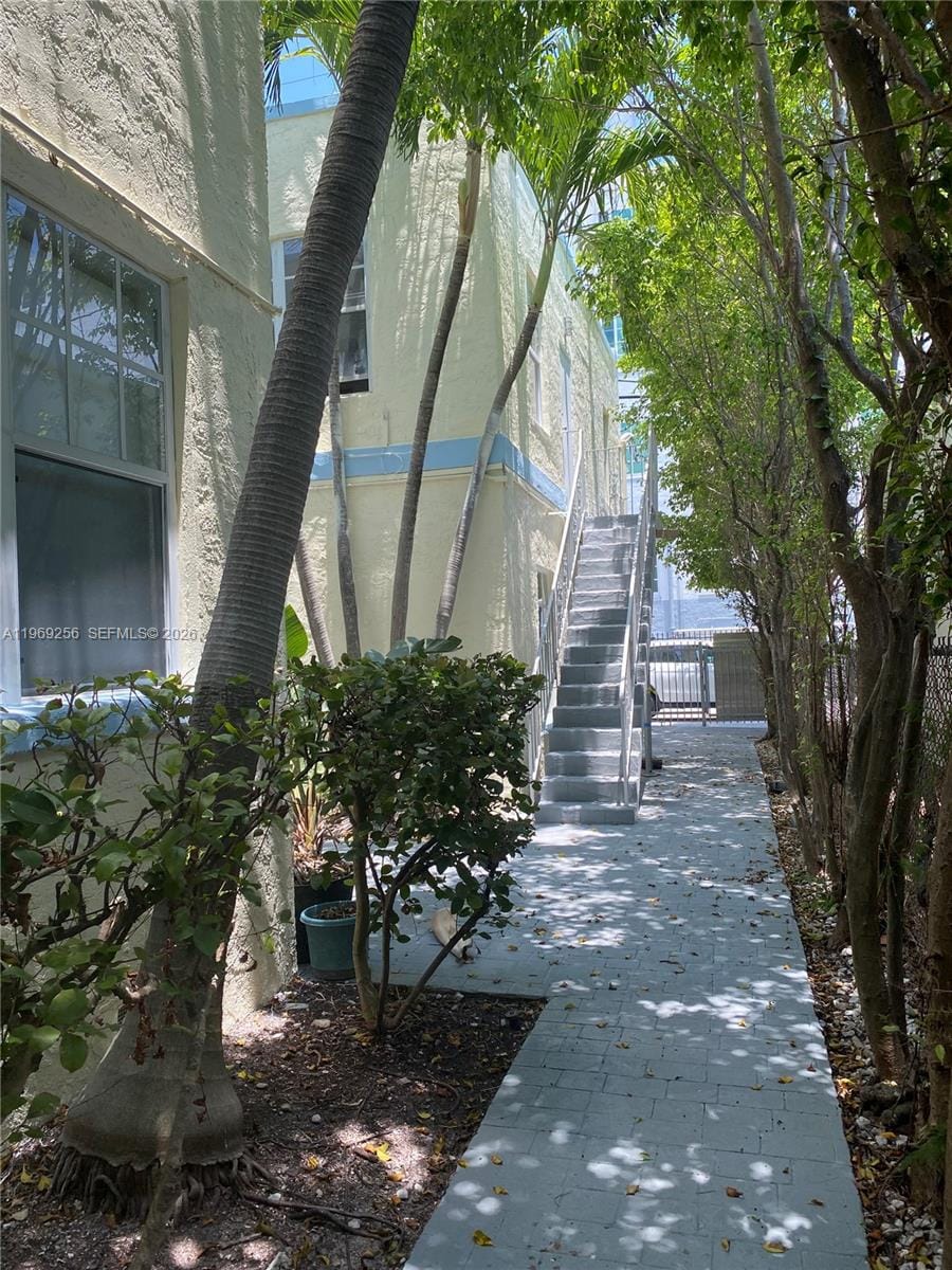 719 Meridian Avenue 7 — photo 8