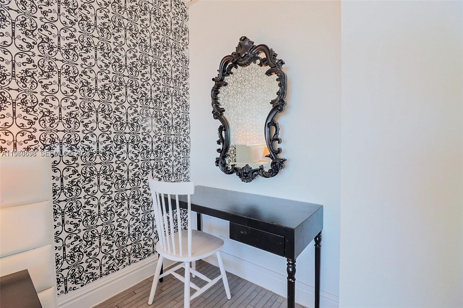 1100 W Ave 1617 1617 — photo 11