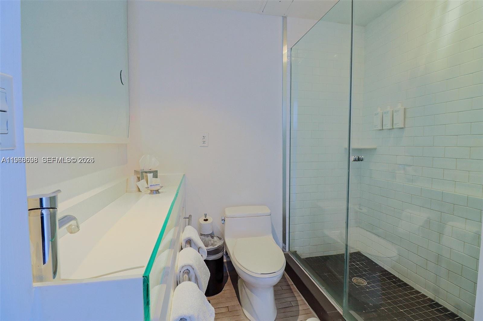 1100 W Ave 1617 1617 — photo 12
