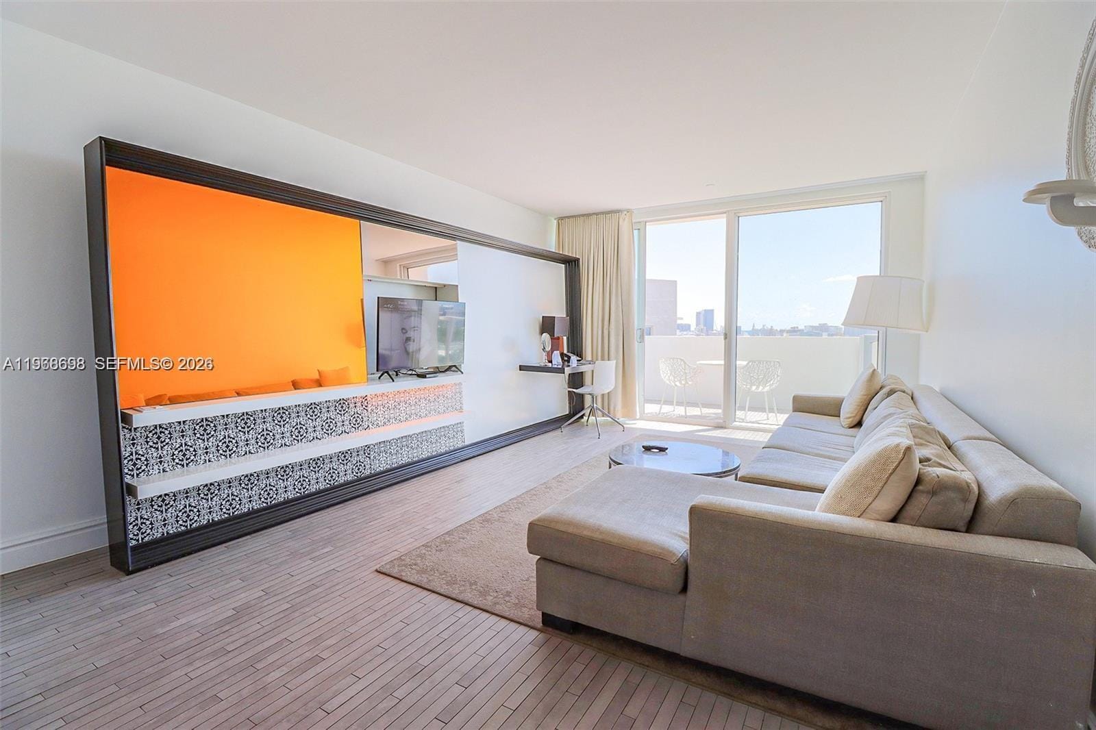 1100 W Ave 1617 1617 — photo 3