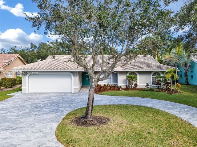 10425 NW 48th Manor, sold in Brookside, Coral Springs, FL