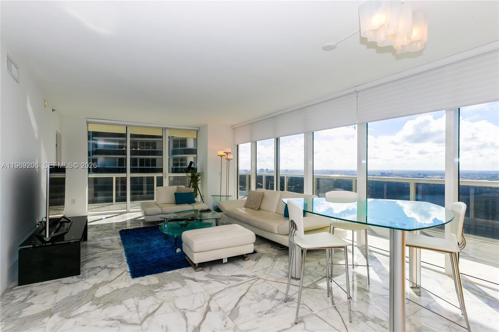 1830 S Ocean Drive 2906 — photo 2