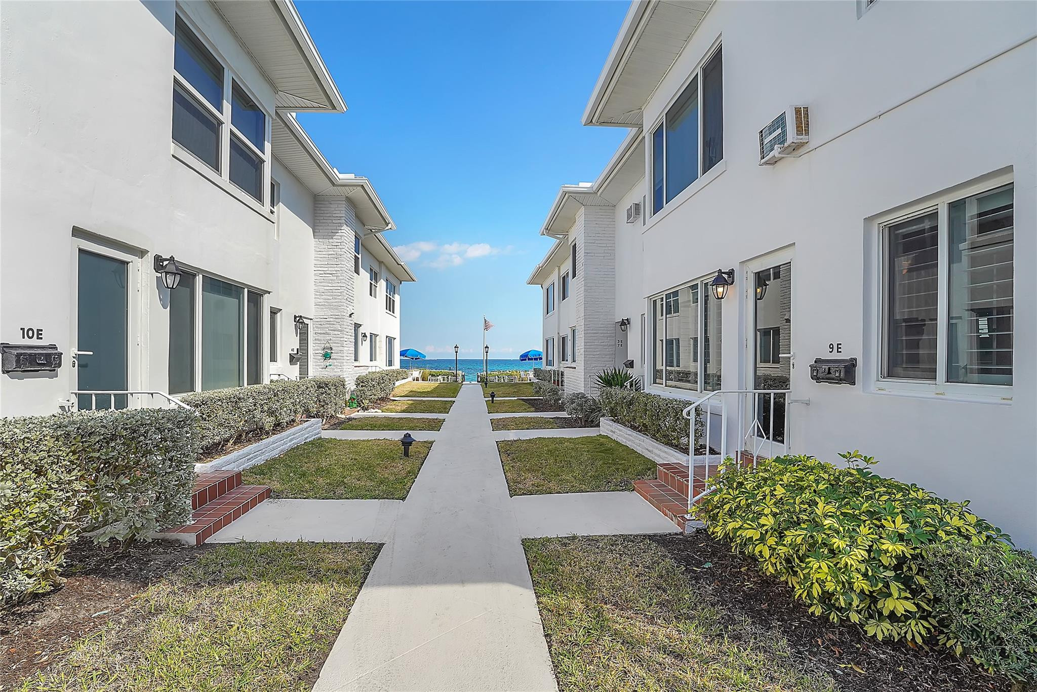 1187 Hillsboro Mile 9e — photo 11
