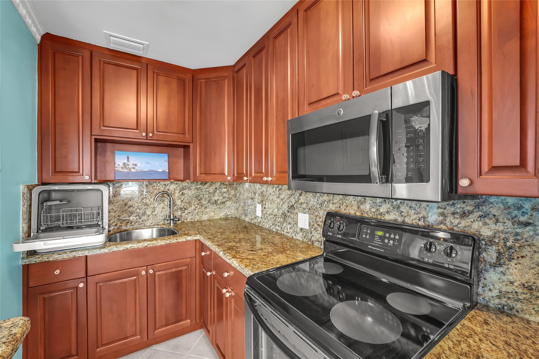 1187 Hillsboro Mile 9e, Hillsboro Beach, FL 33062 photo 27