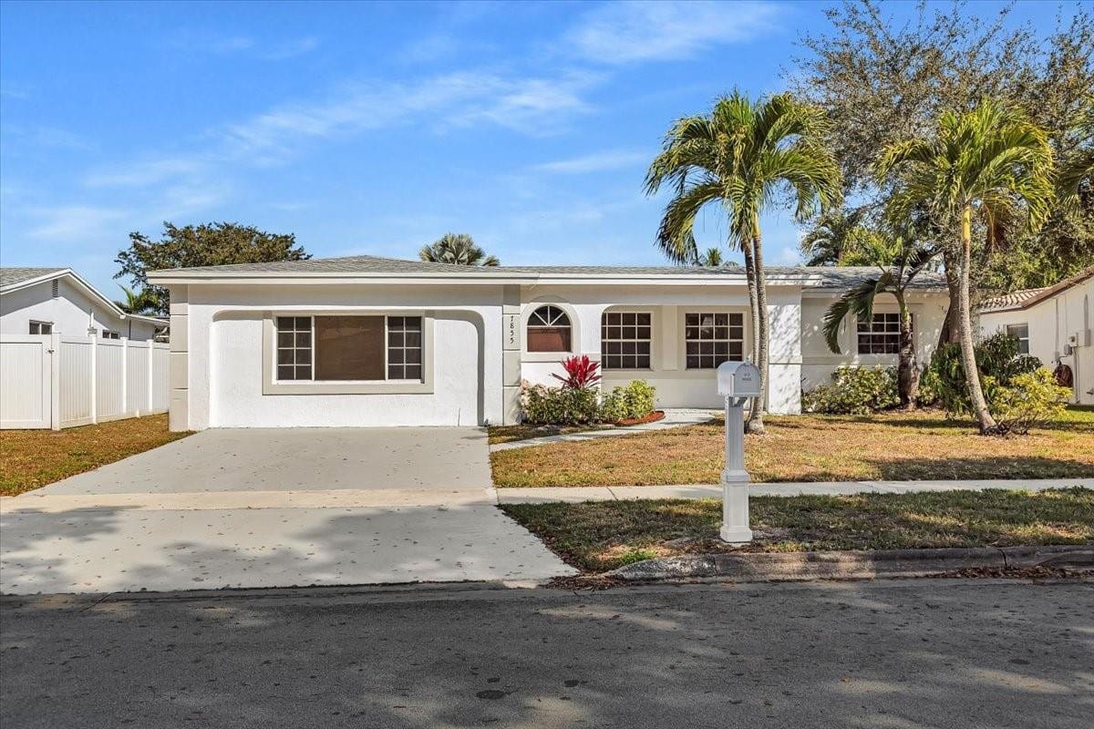 7855 NW 1st Street, Margate, FL 33063 photo 4