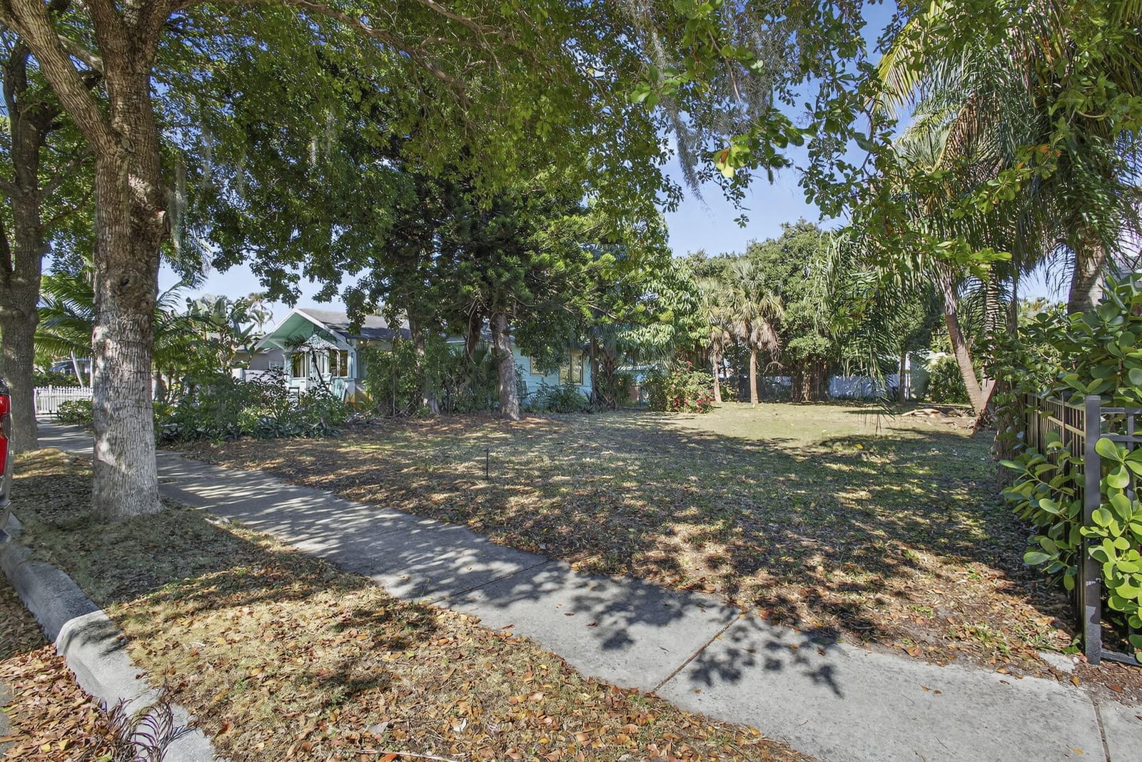 427 32nd Street, West Palm Beach, FL 33407 photo 2