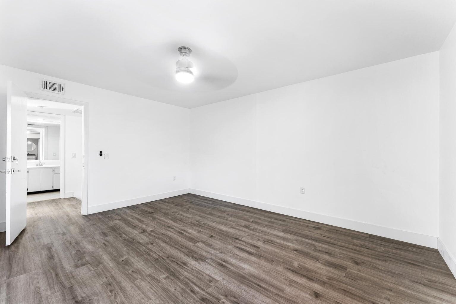 1700 Embassy Drive 708, West Palm Beach, FL 33401 photo 28