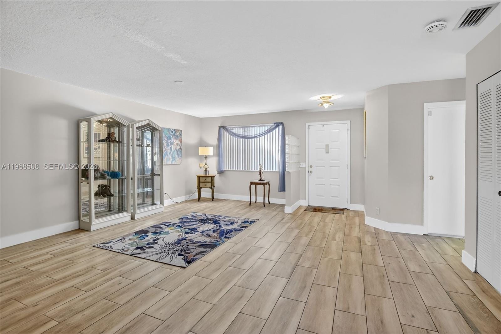 9080 Vineyard Lake Drive, Plantation, FL 33324 photo 6