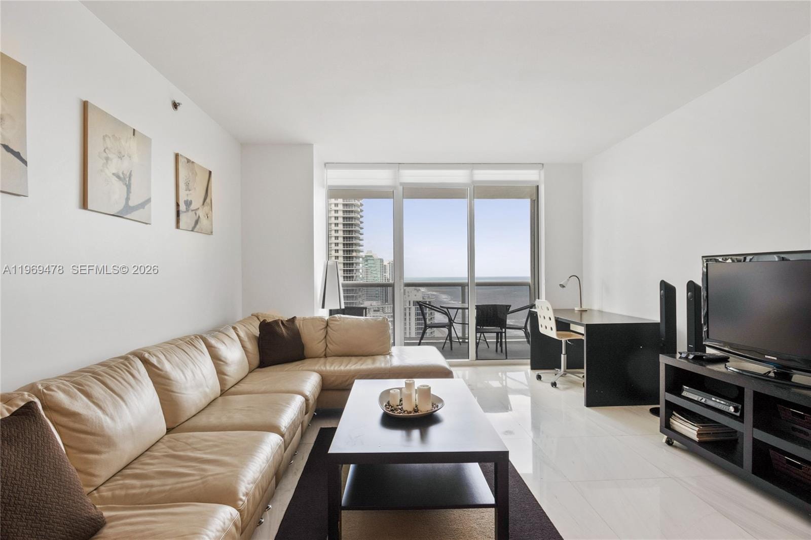 1830 S Ocean Drive 3211 — photo 2