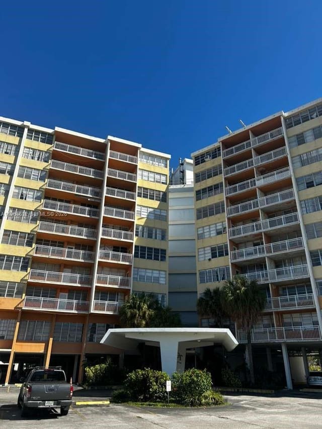 2025 NE 164th Street 918, sold in Crestview Towers Condo, North Miami Beach, FL