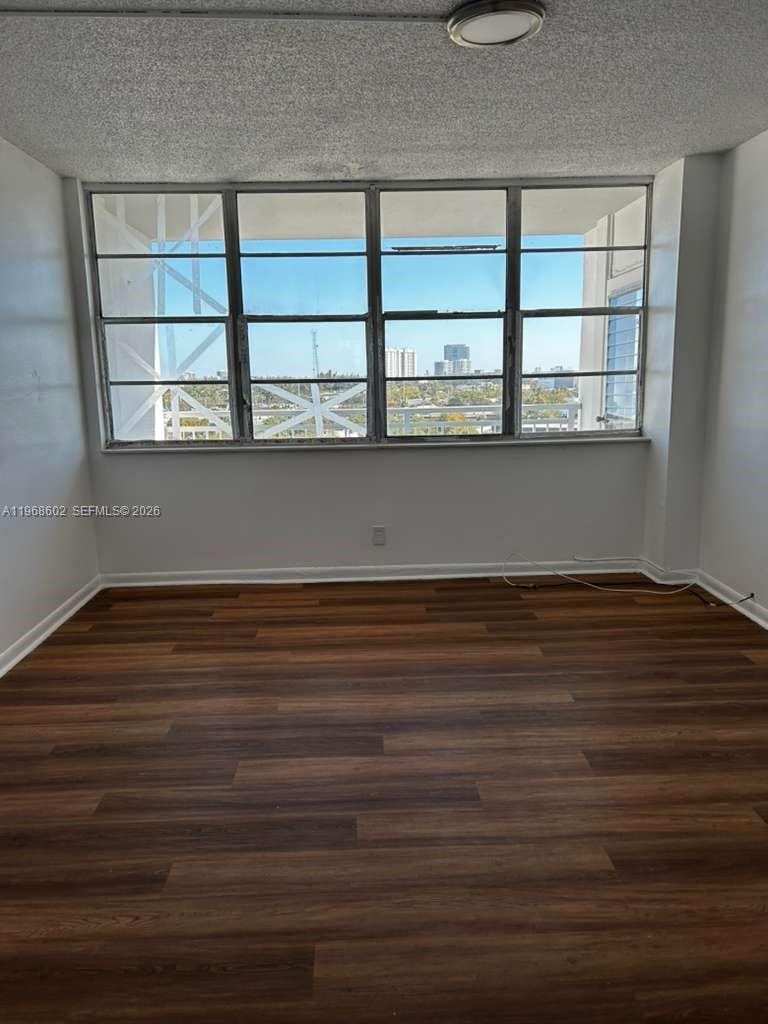 2025 NE 164th Street 918, North Miami Beach, FL 33162 photo 6