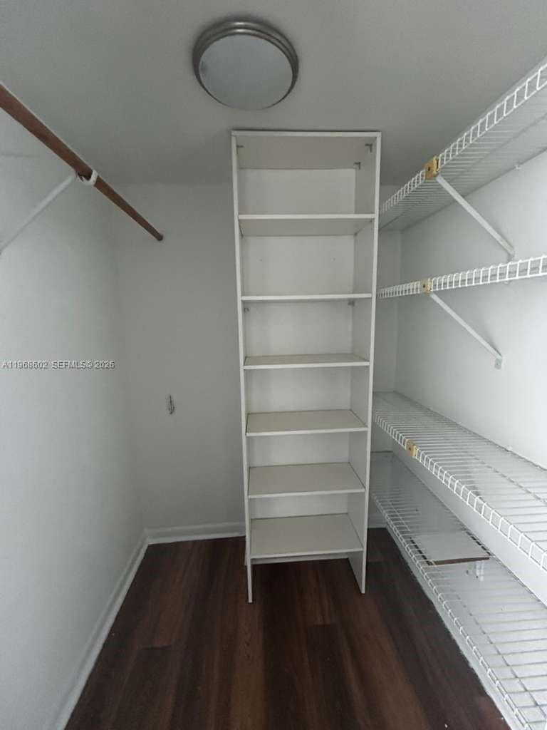 2025 NE 164th Street 918, North Miami Beach, FL 33162 photo 7