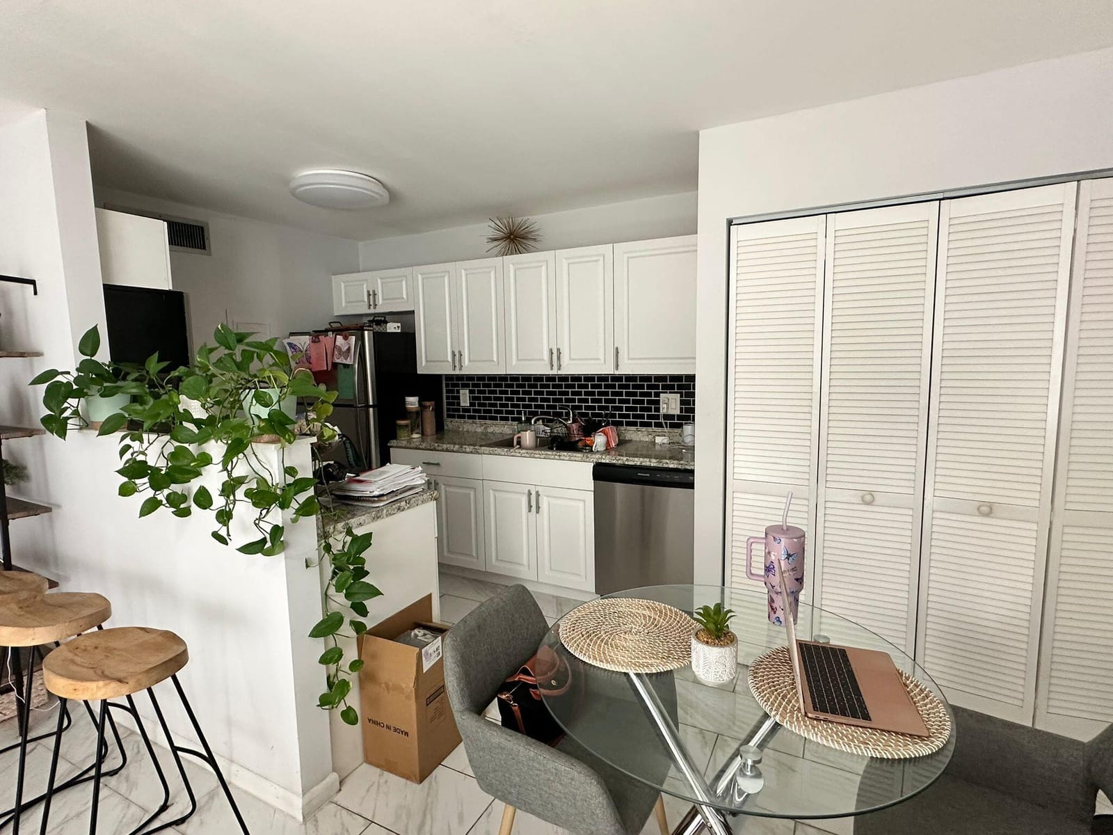 637 Executive Center Drive N102 — photo 12
