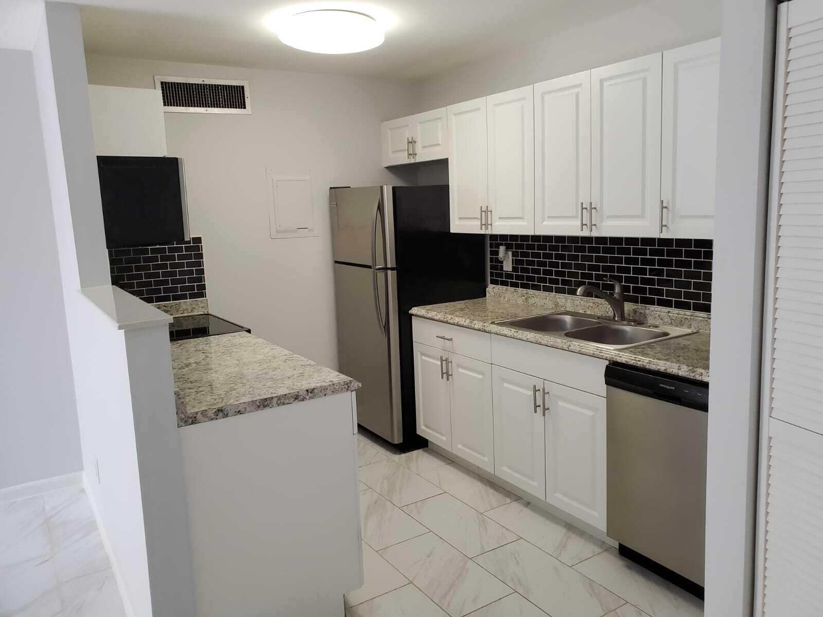 637 Executive Center Drive N102 — photo 7