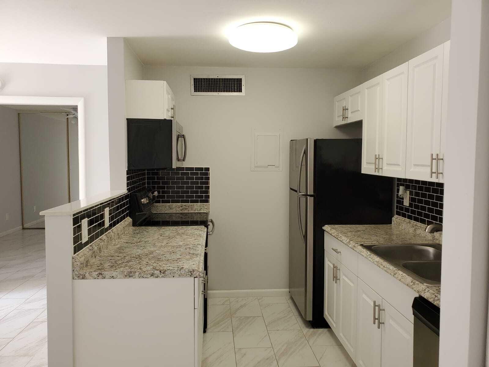 637 Executive Center Drive N102 — photo 9