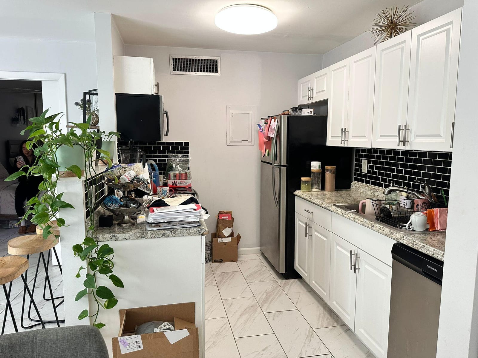 637 Executive Center Drive N102 — photo 10