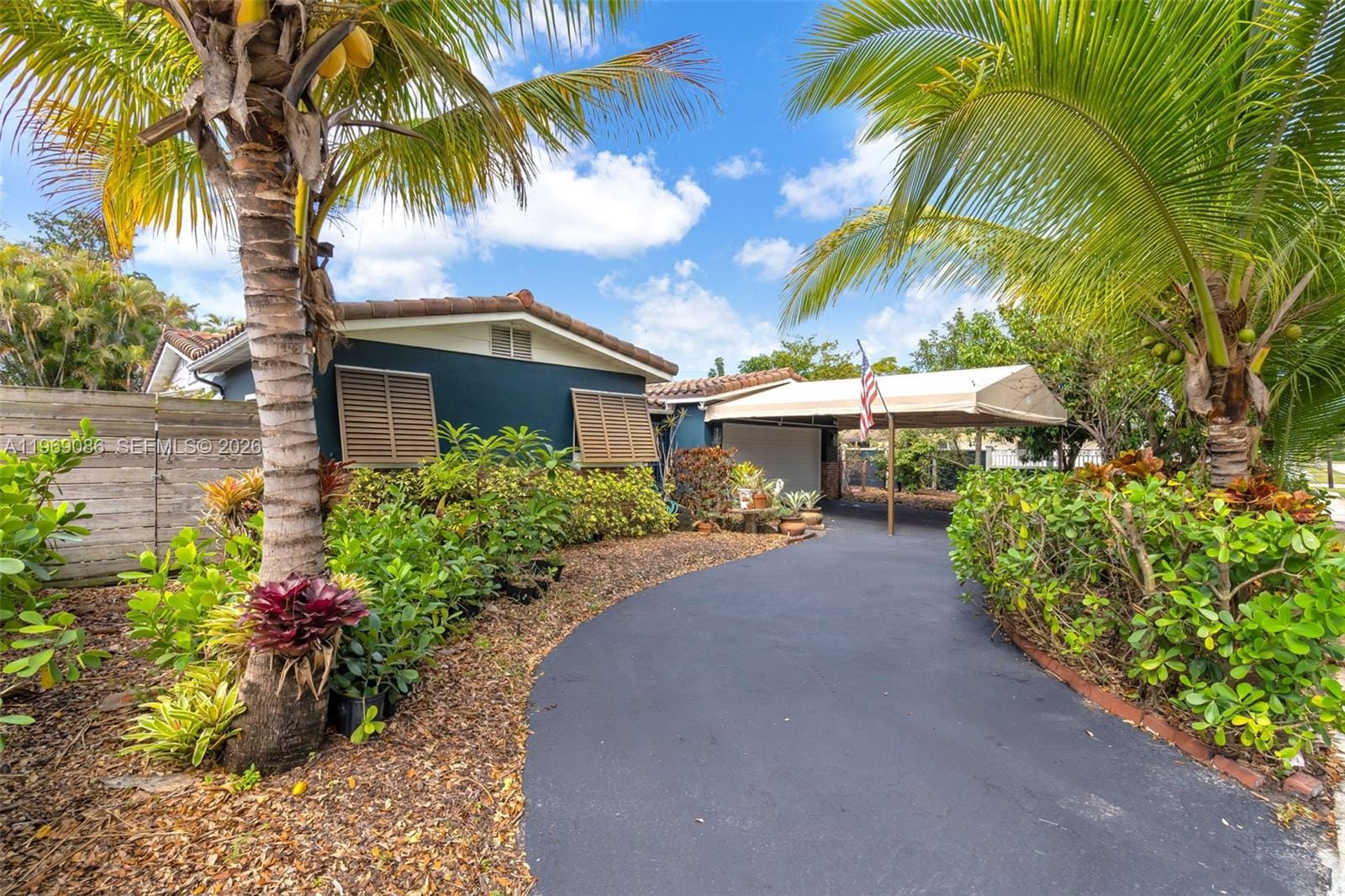 1508 N 74th Terrace, Hollywood, FL 33024 photo 2