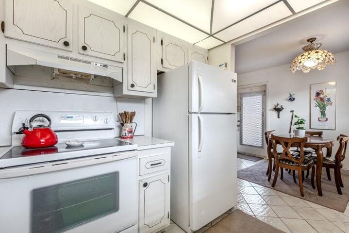 657 Brittany N — photo 12
