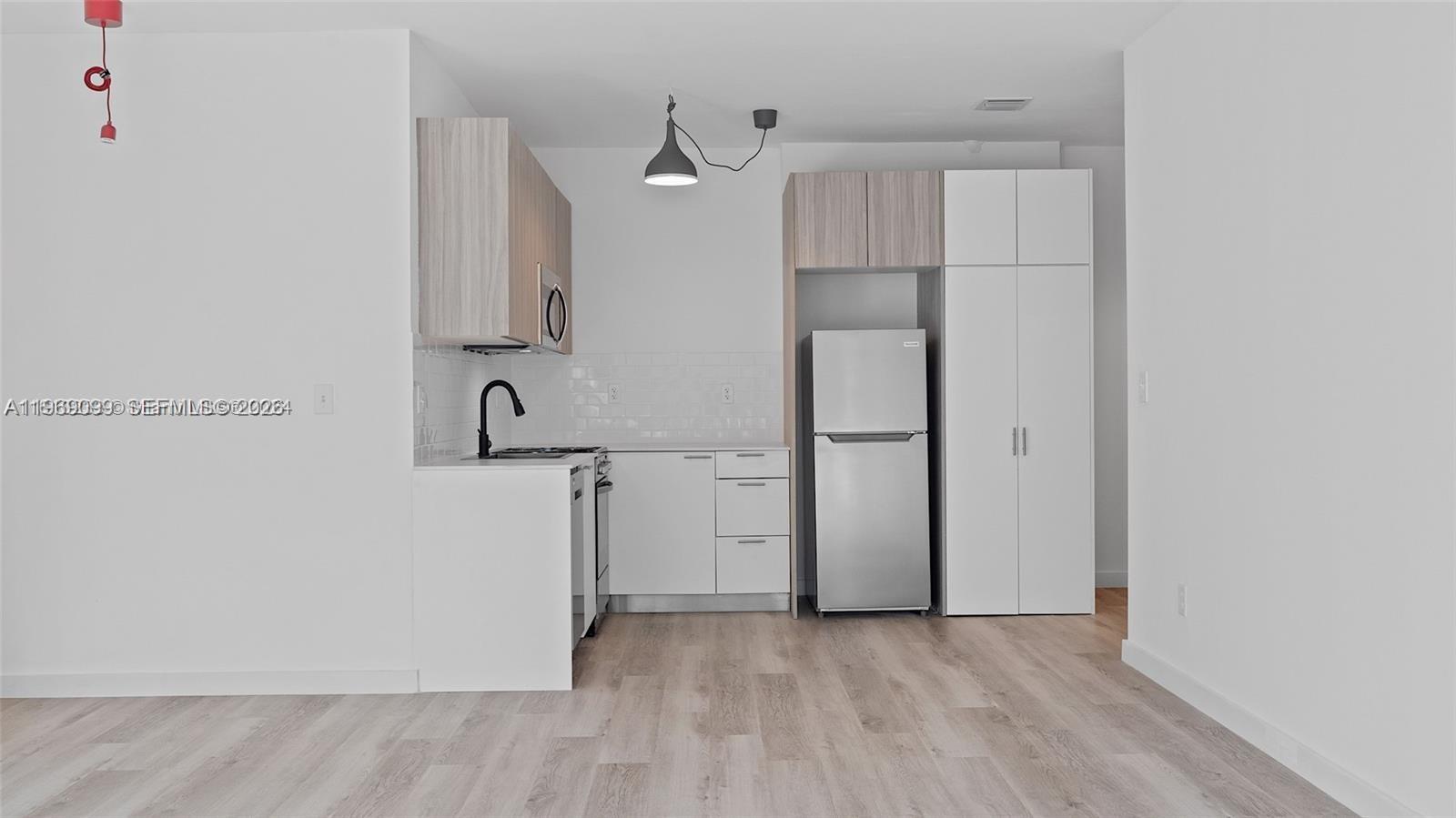 1561 Jefferson Avenue, Miami Beach, FL 33139 photo 26