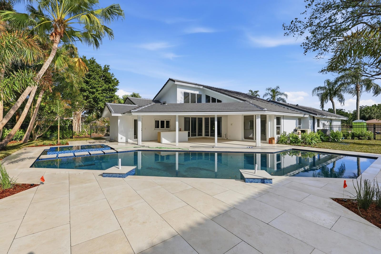 6189 Woodcutter Court, Palm Beach Gardens, FL 33418