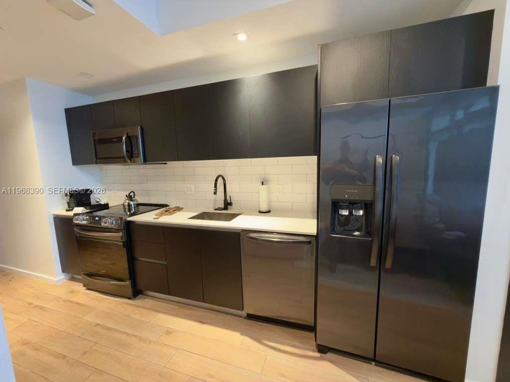 398 NE 5th Street 4313, Miami, FL 33132 photo 13