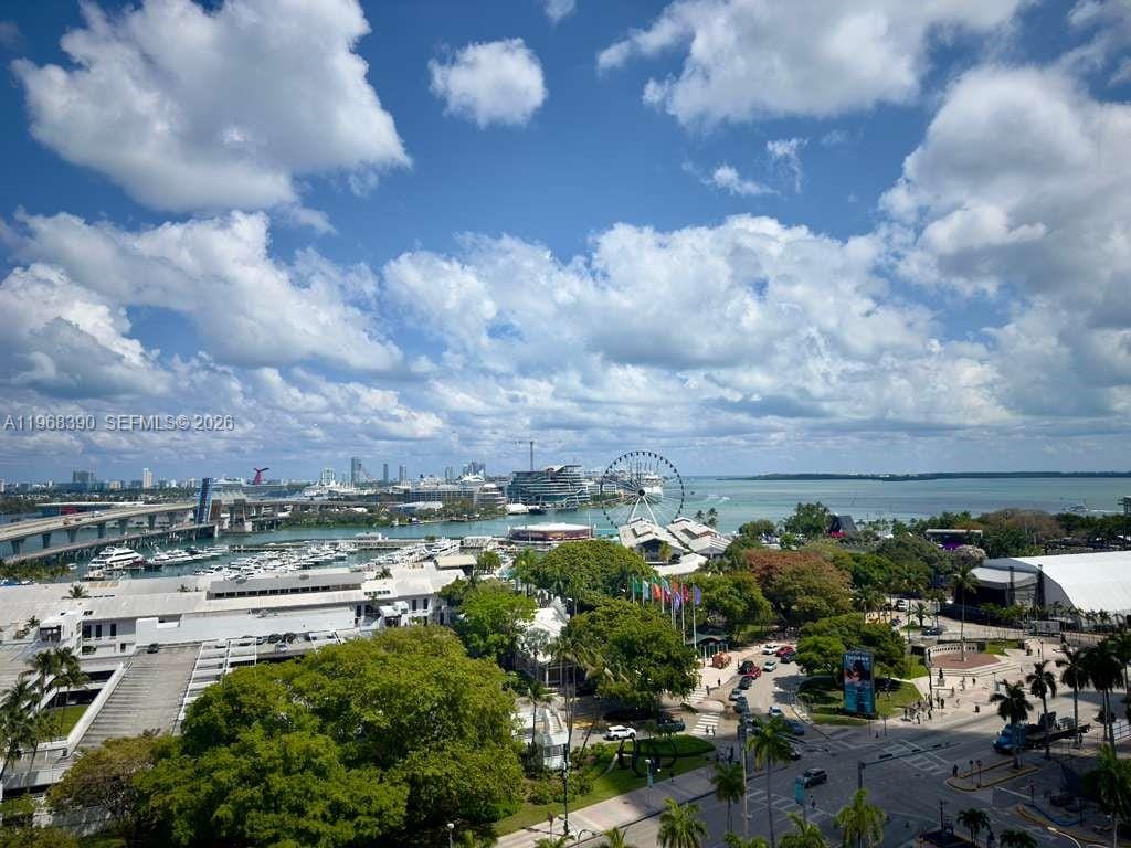 398 NE 5th Street 4313, Miami, FL 33132 photo 15