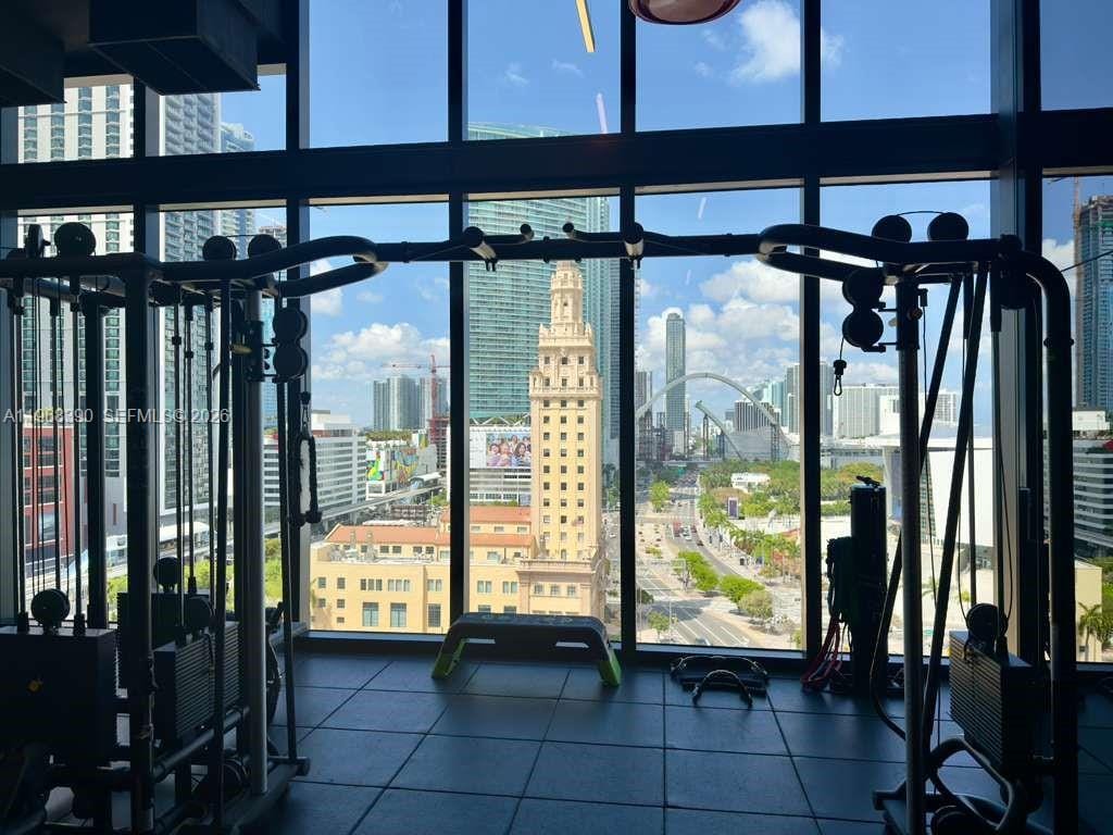 398 NE 5th Street 4313, Miami, FL 33132 photo 19