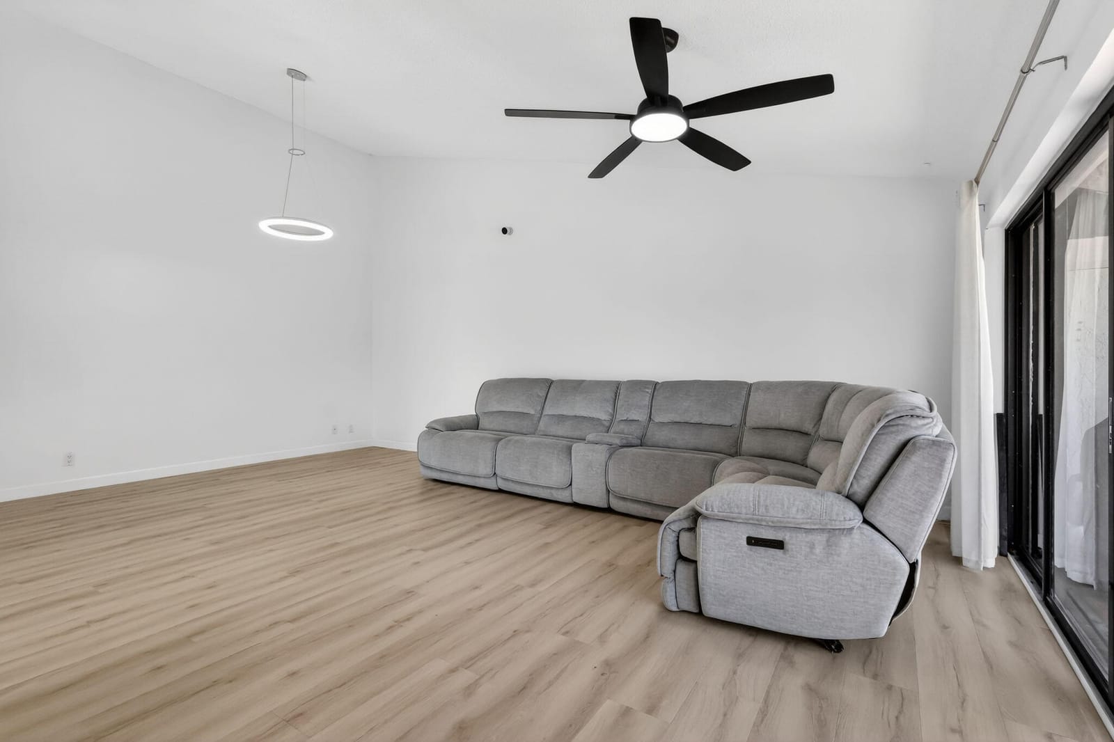 293 SW 28th Avenue, Delray Beach, FL 33445 photo 9