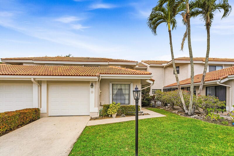 8638 Eagle Run Drive 15, Boca Raton, FL 33434 photo 2