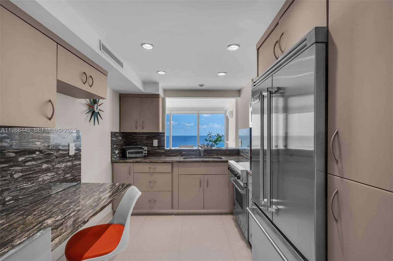 2655 Collins Avenue 2211, Miami Beach, FL 33140 photo 16