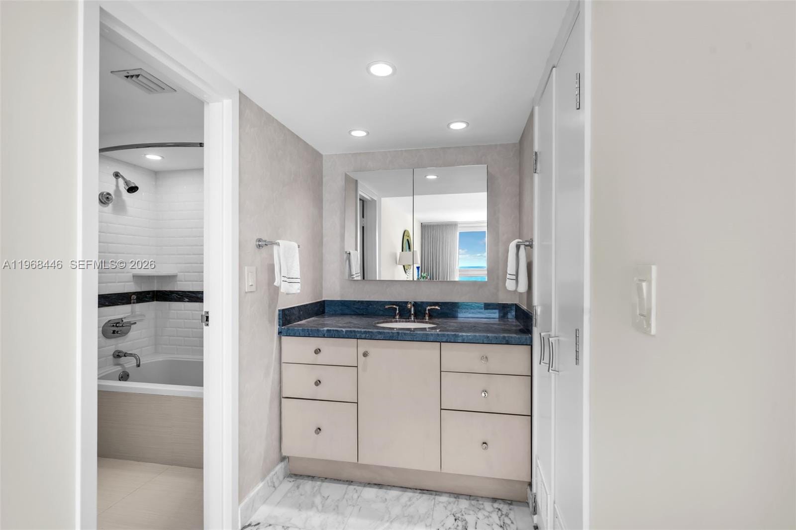 2655 Collins Avenue 2211, Miami Beach, FL 33140 photo 24