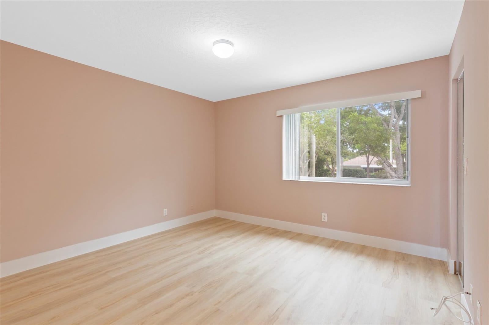 1186 SW 44th Avenue 1186 — photo 11