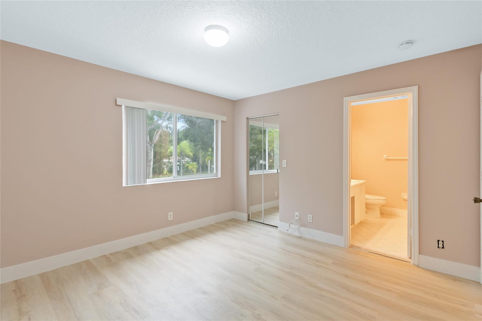 1186 SW 44th Avenue 1186 — photo 12
