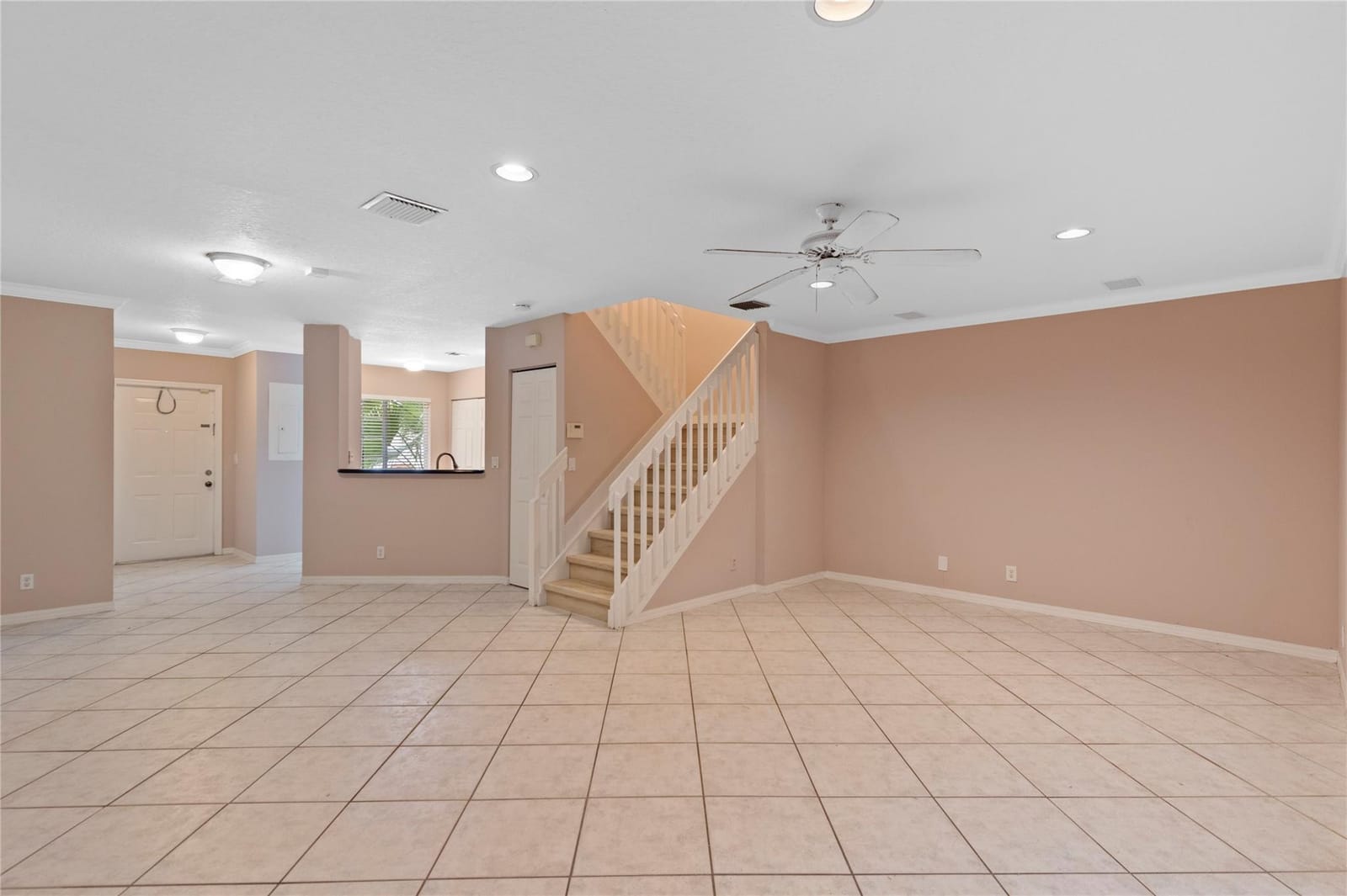 1186 SW 44th Avenue 1186 — photo 5