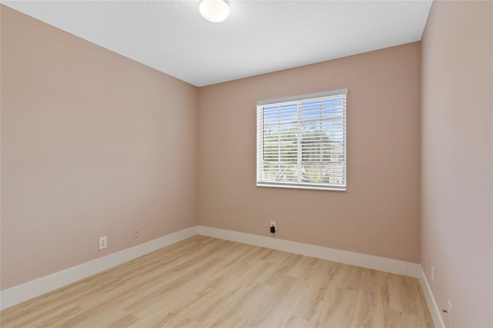 1186 SW 44th Avenue 1186 — photo 9