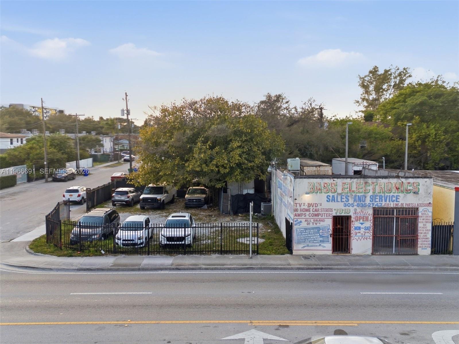 7010 NW 7th Avenue, Miami, FL 33150