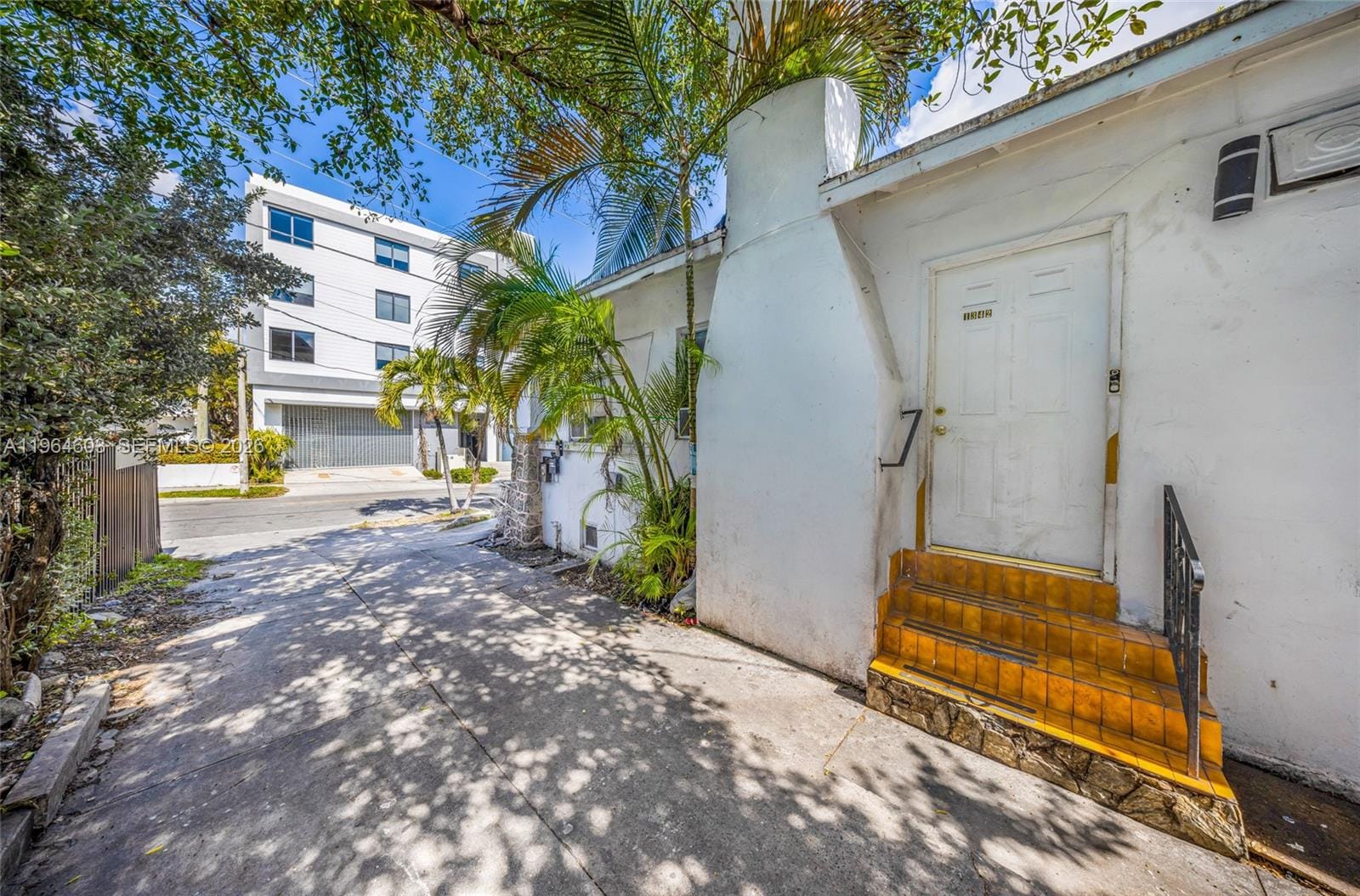 1342 NW 1st Street, Miami, FL 33125 photo 25