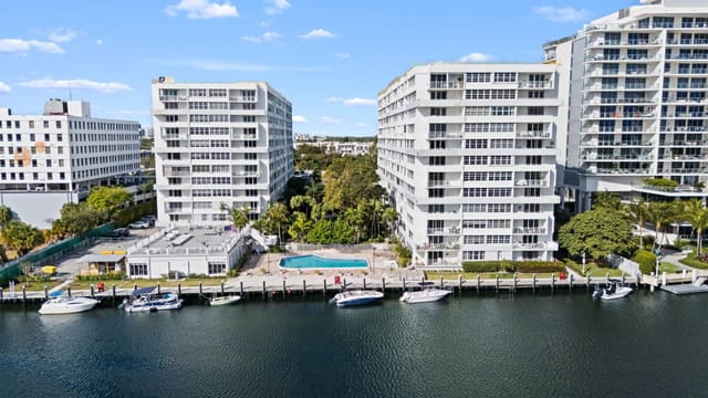 1170 N Federal Highway 1208, sold in East Point Towers Condo, Fort Lauderdale, FL