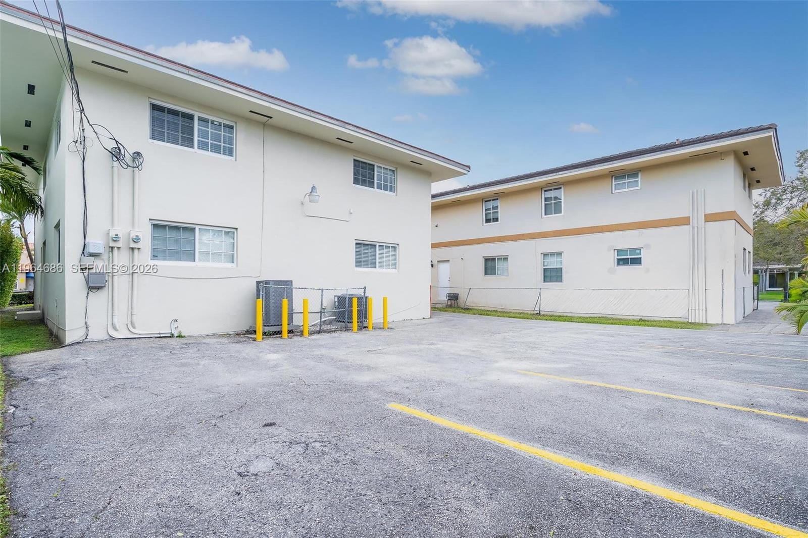3609 S Le Jeune Road, Coral Gables, FL 33134 photo 2