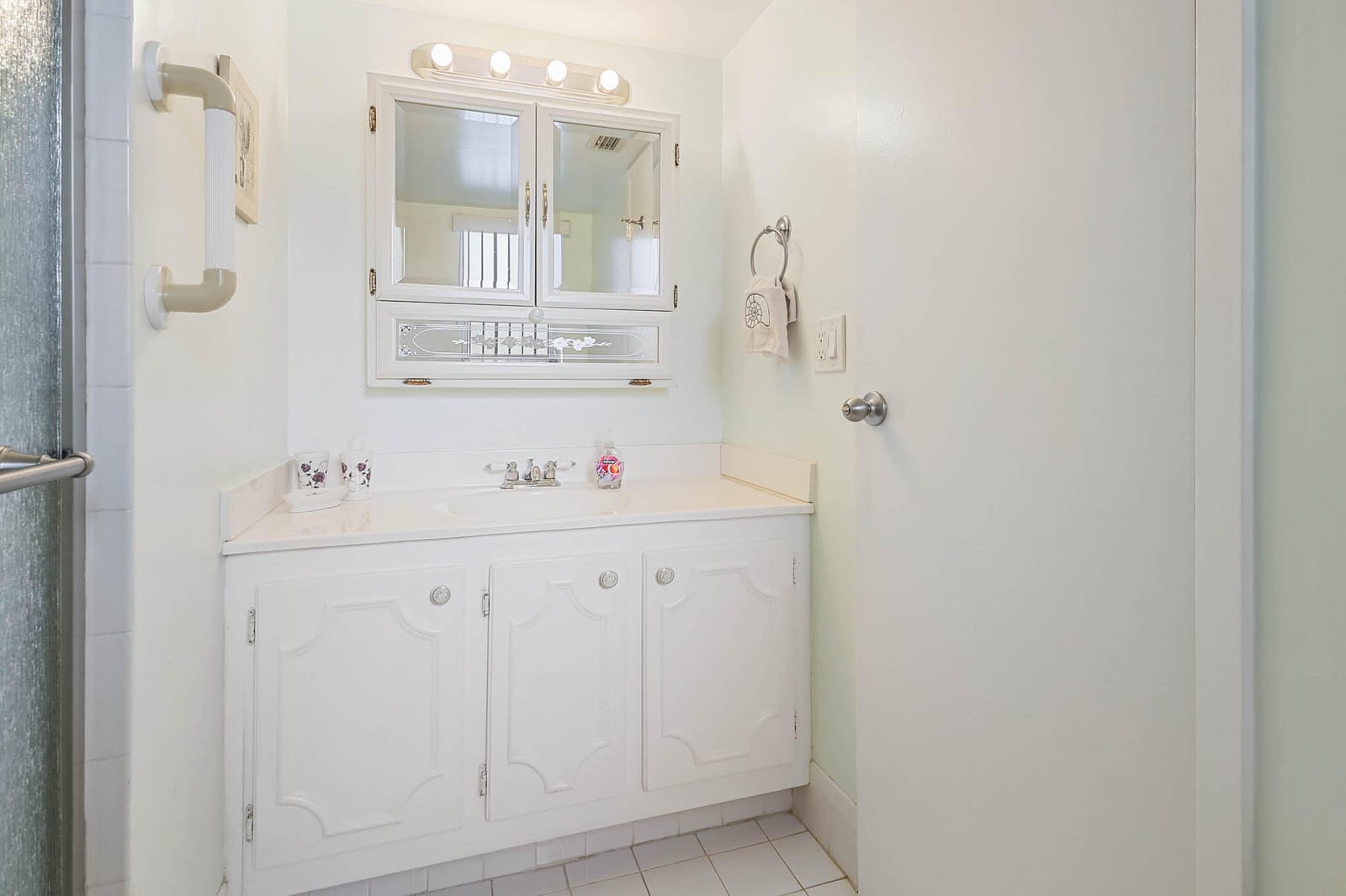 3755 Via Poinciana 106, Lake Worth, FL 33467 photo 18