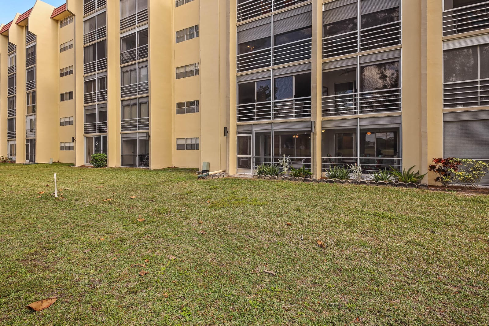 3755 Via Poinciana 106, Lake Worth, FL 33467 photo 25