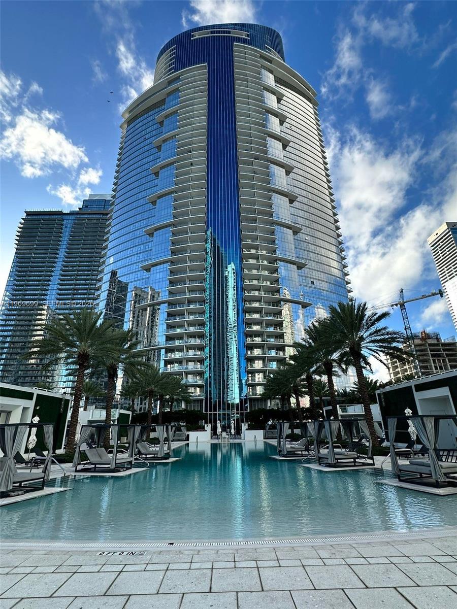 851 NE 1st Avenue 2212, Miami, FL 33132, Miami