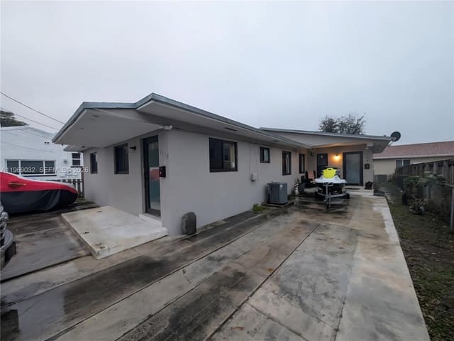 1112 SW 11th Avenue, sold in Lawrence Est Land Cos Sub, Miami, FL