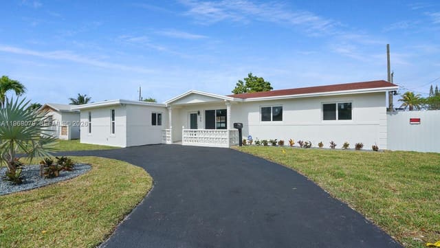 105 NE 213th Street, sold in Andover 1st Addn, Miami Gardens, FL