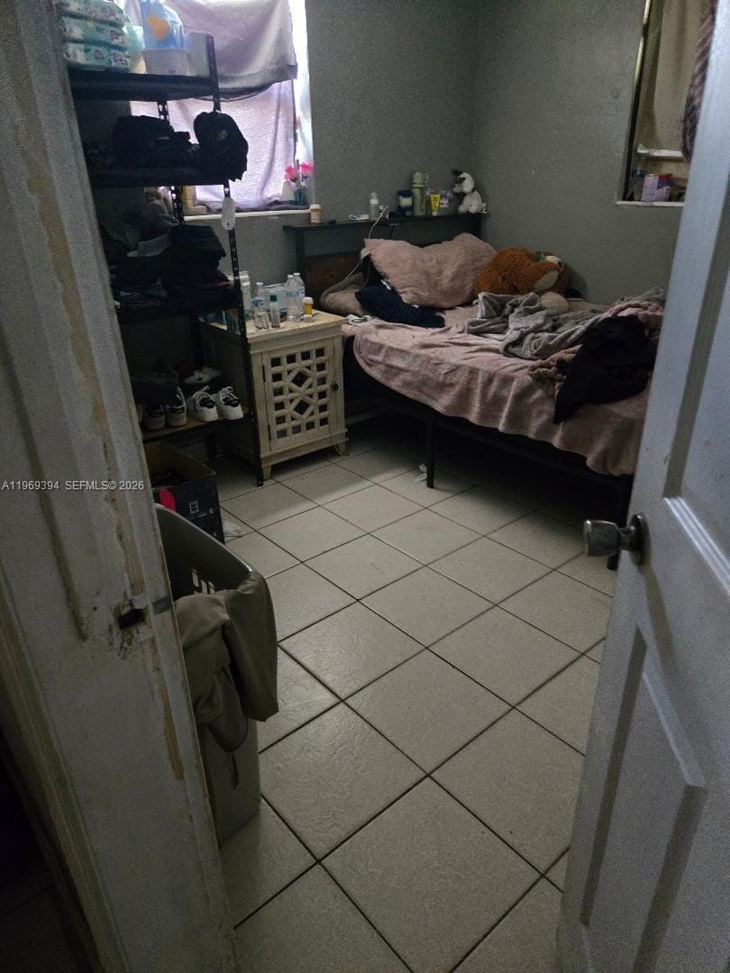 208 SW 1st Court — photo 3