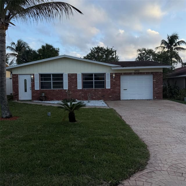 452 W Royal Palm Road, sold in Boca Ratone Hghts, Boca Raton, FL