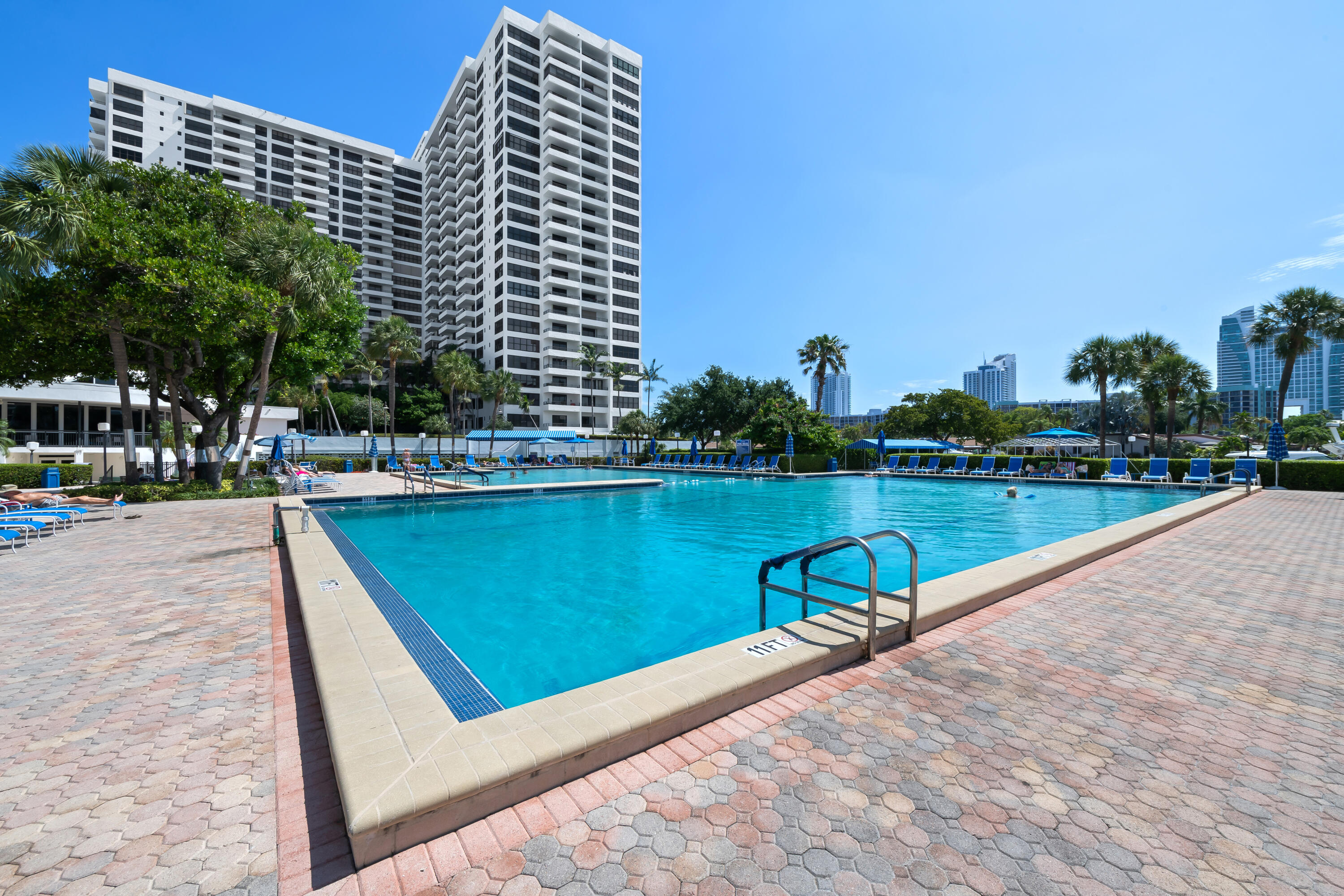 2500 Parkview Drive 615, Hallandale Beach, FL 33009, Hallandale Beach