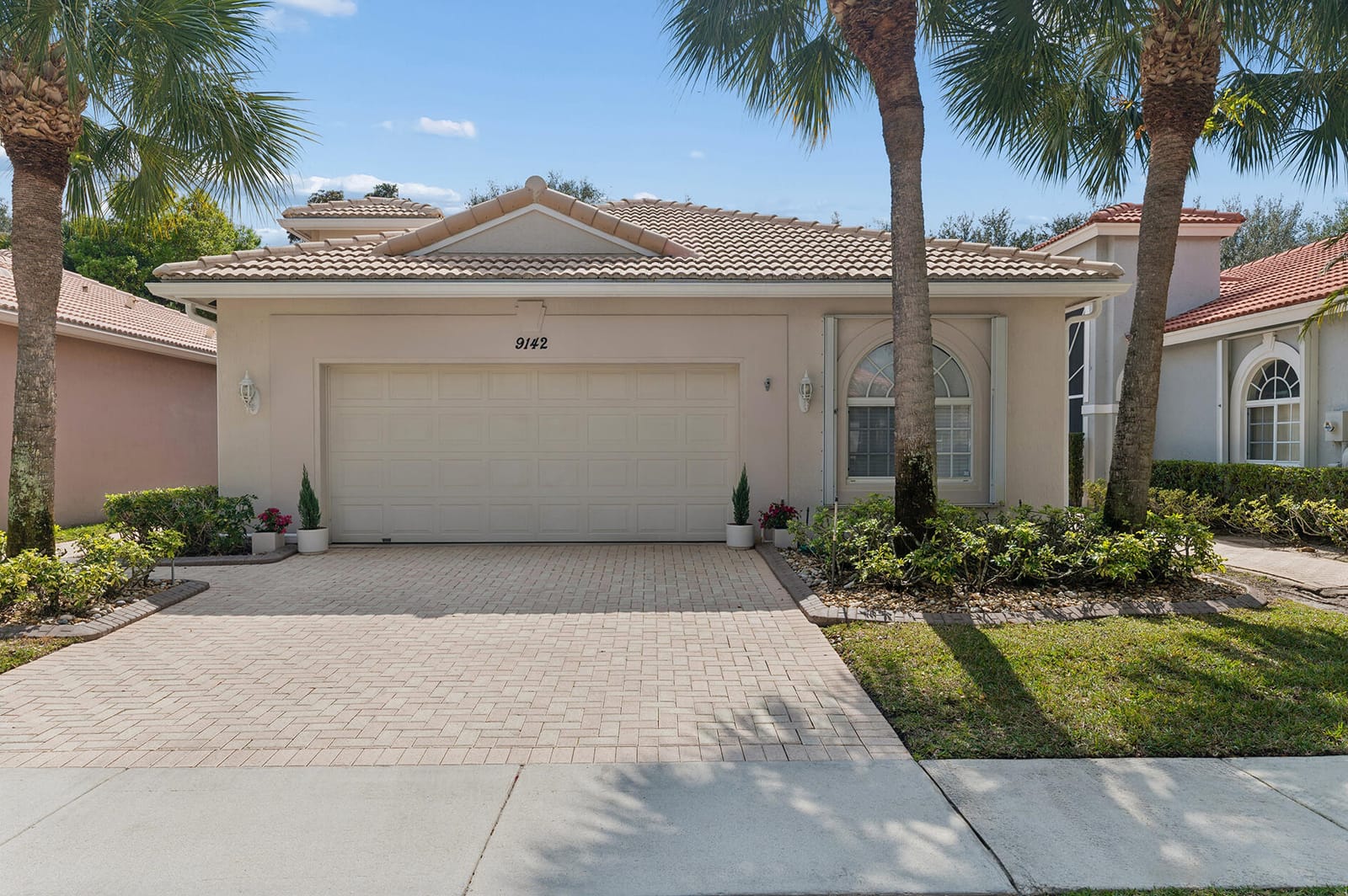 9142 Bay Point Circle — photo 2