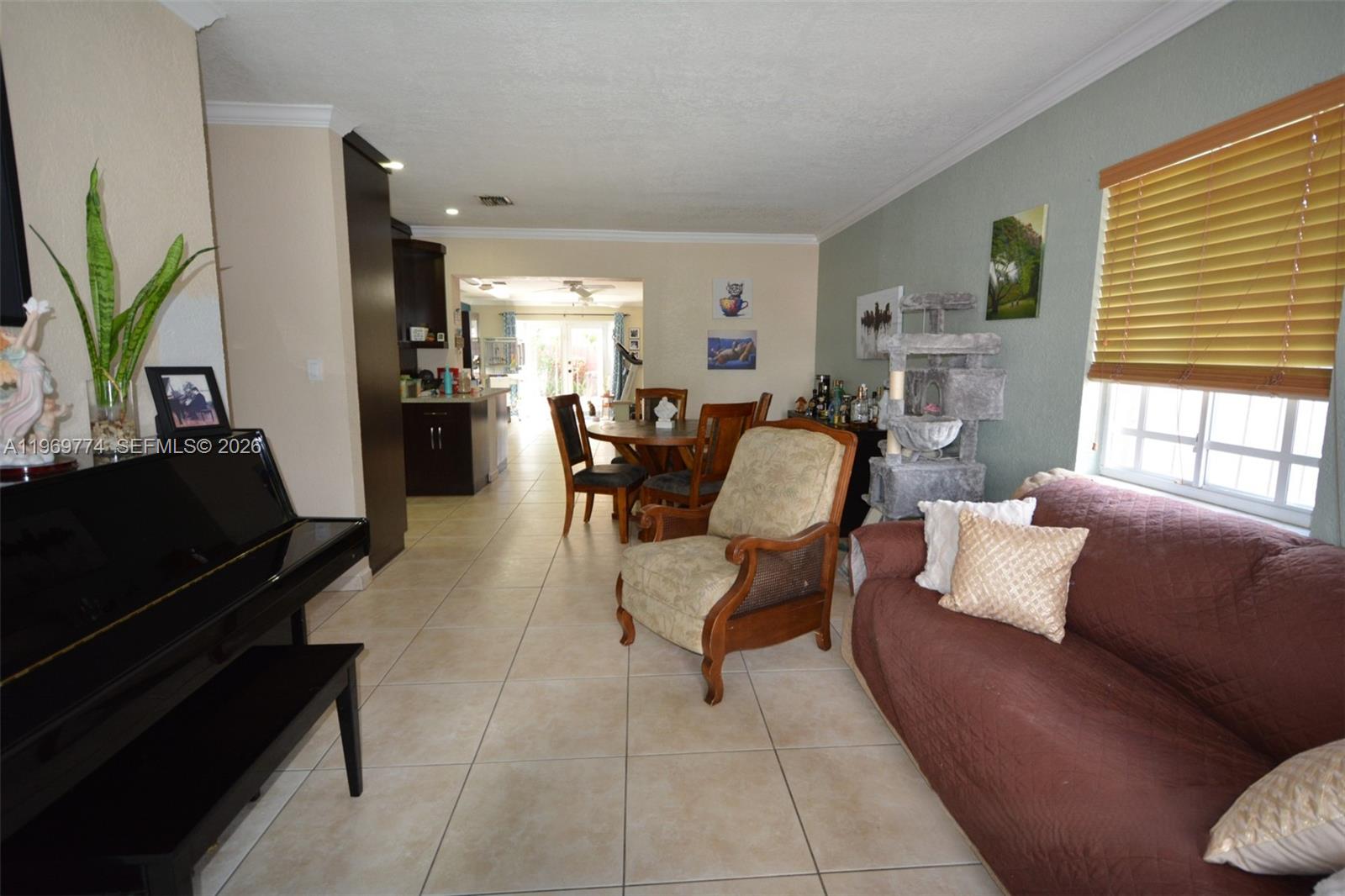 890 E 38th Street, Hialeah, FL 33013, Hialeah