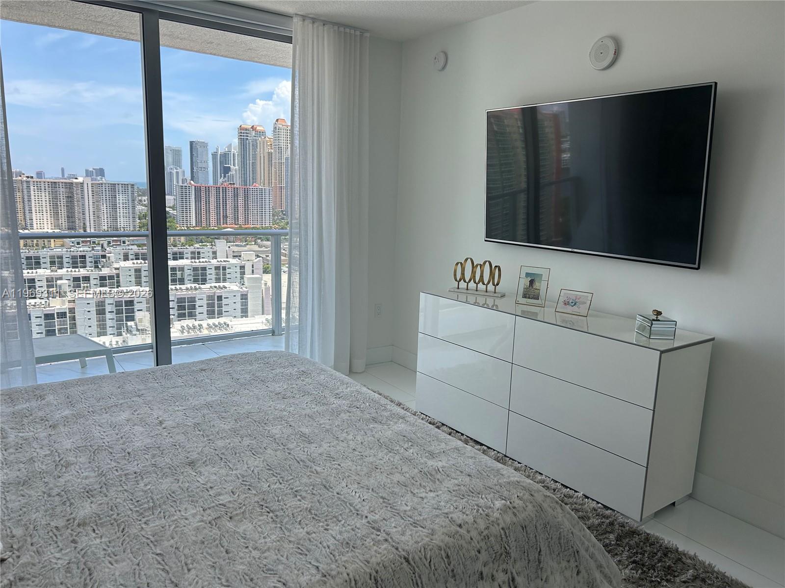 300 Sunny Isles Boulevard 4-2305, Sunny Isles Beach, FL 33160 photo 13